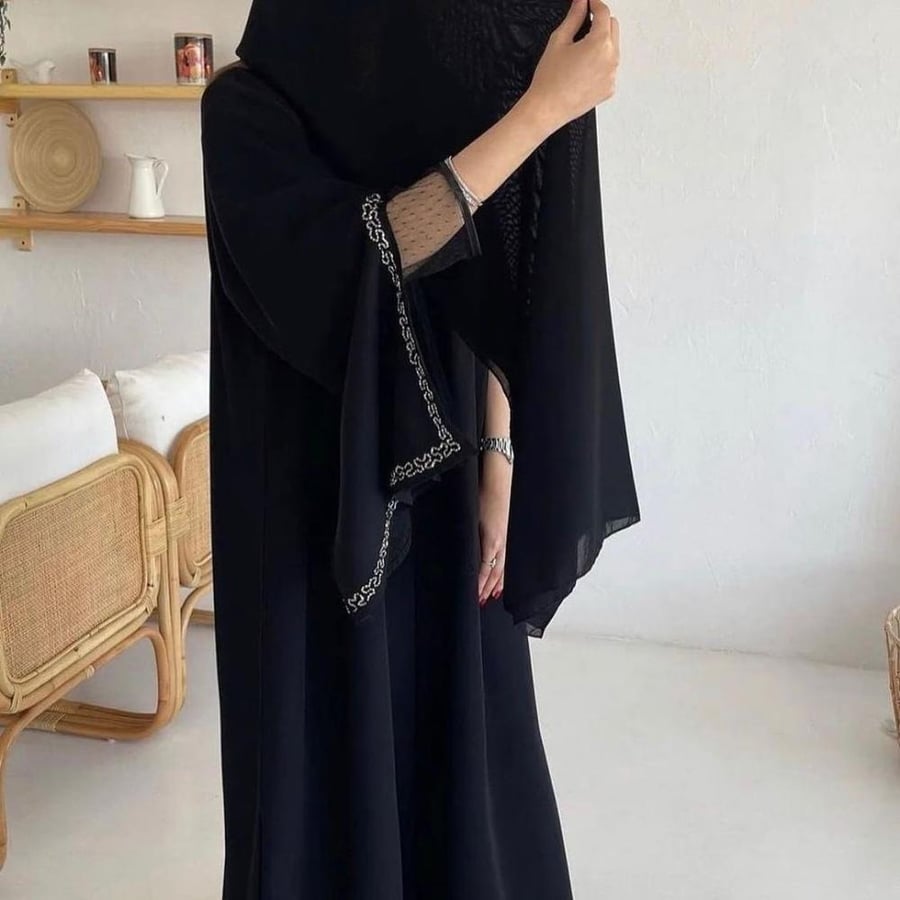 عبايا عمليه صيفيه