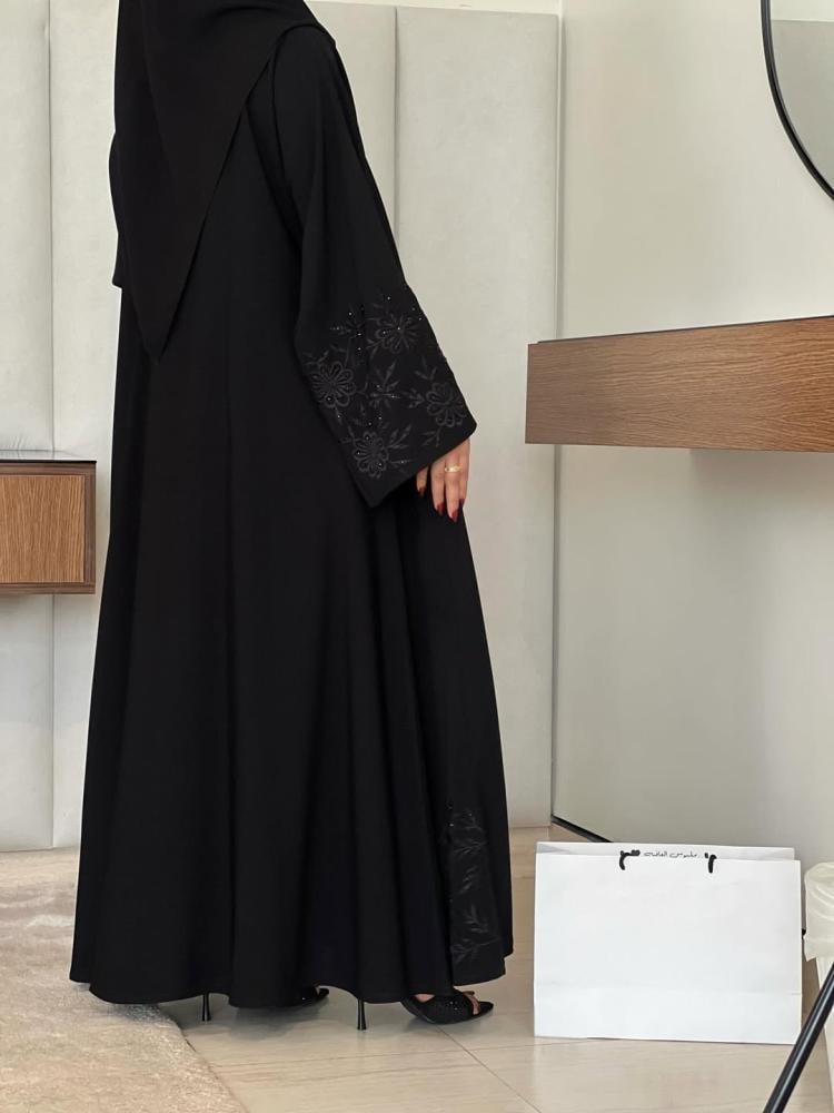 K6 Abaya