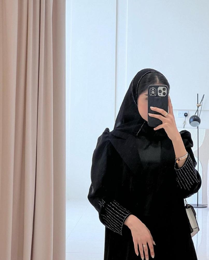 The indulgence abaya