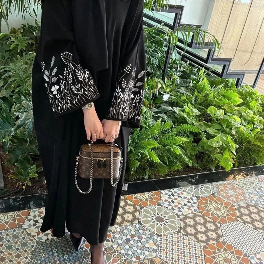 عبايا صيفيه الأكثر طلبا