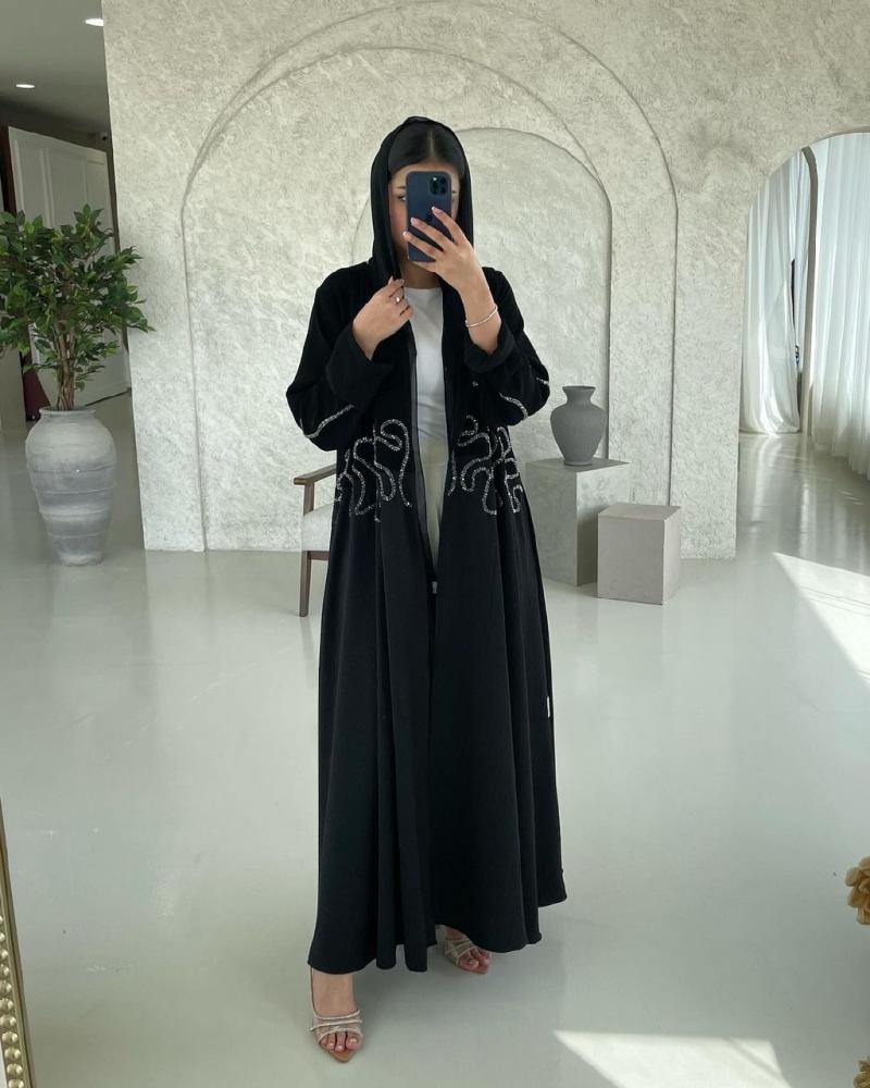 Abaya with zipper