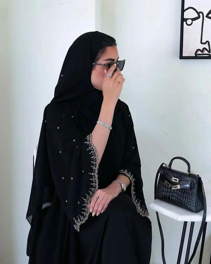 Al-Jawhara distinguished abayas