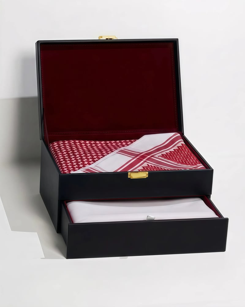 Summer gift package (a piece of cloth and a shemagh of your choice)