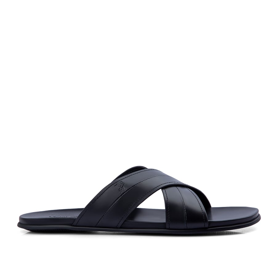 Men's black leather slippers from Victor Clark