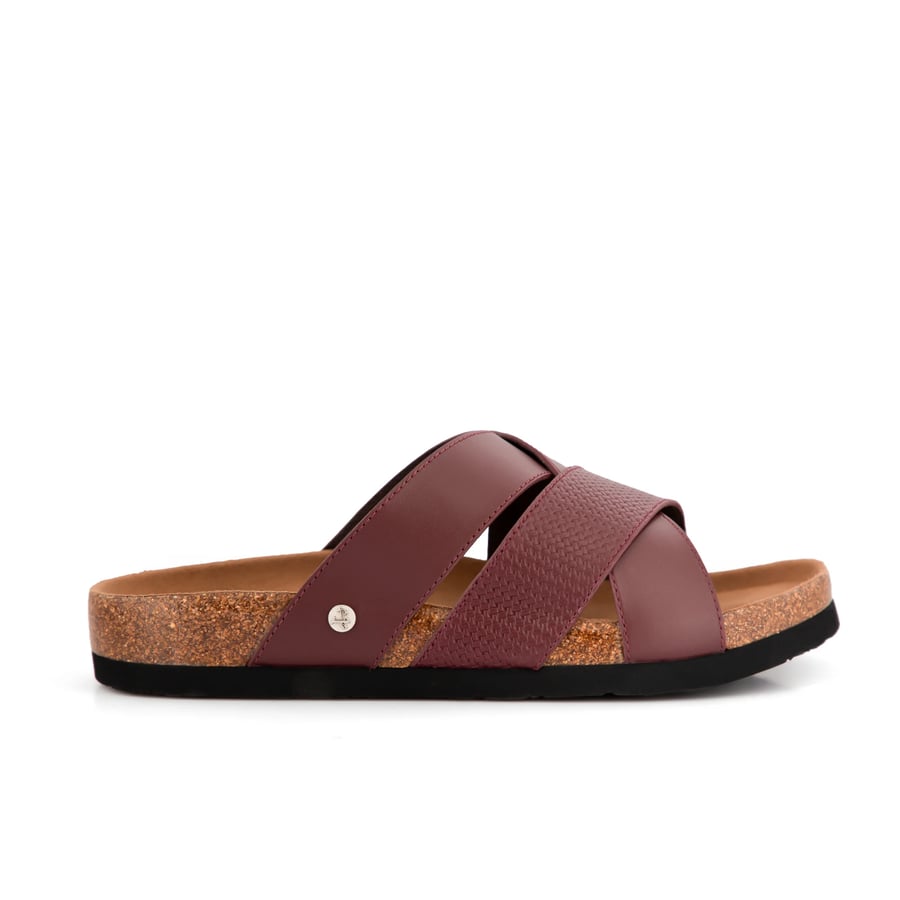Men's Spanish slippers in dark red color