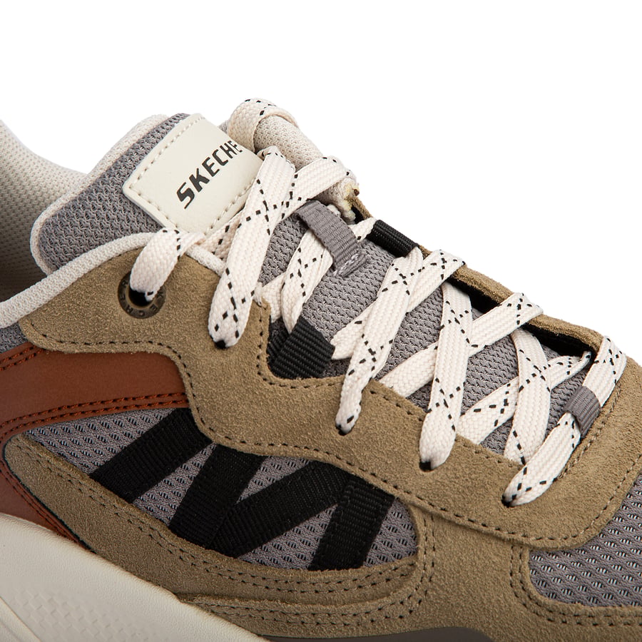Skechers in beige and caramel colors and comfortable sports sole