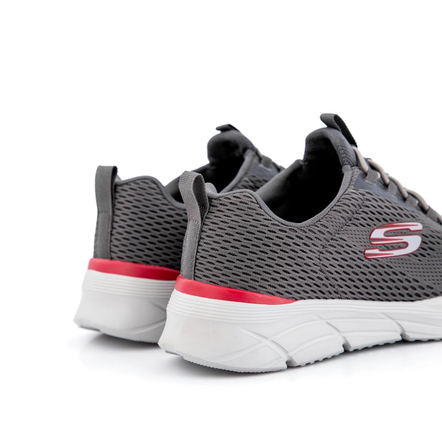 SKECHERS) EQUALIZER 4.0-WRAITHERN) بيج غامق