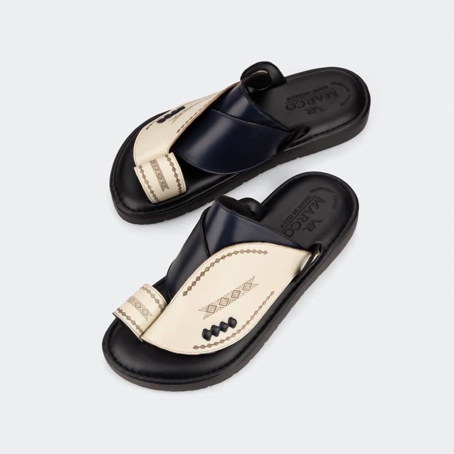 Luxury Eastern slippers with embroidered design in beige and navy blue