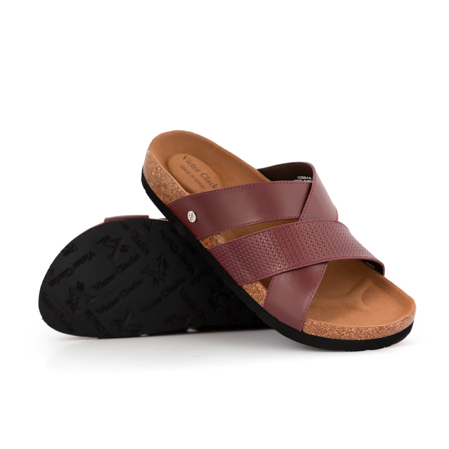Men's Spanish slippers in dark red color