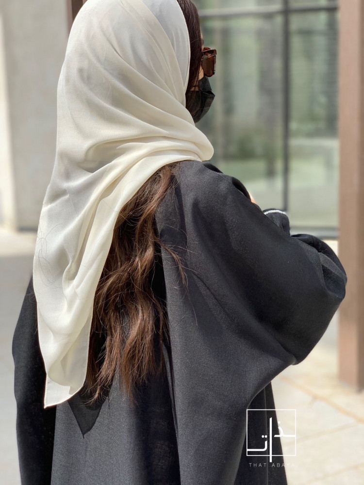 عباية مزينة ب لؤلؤ #218 black