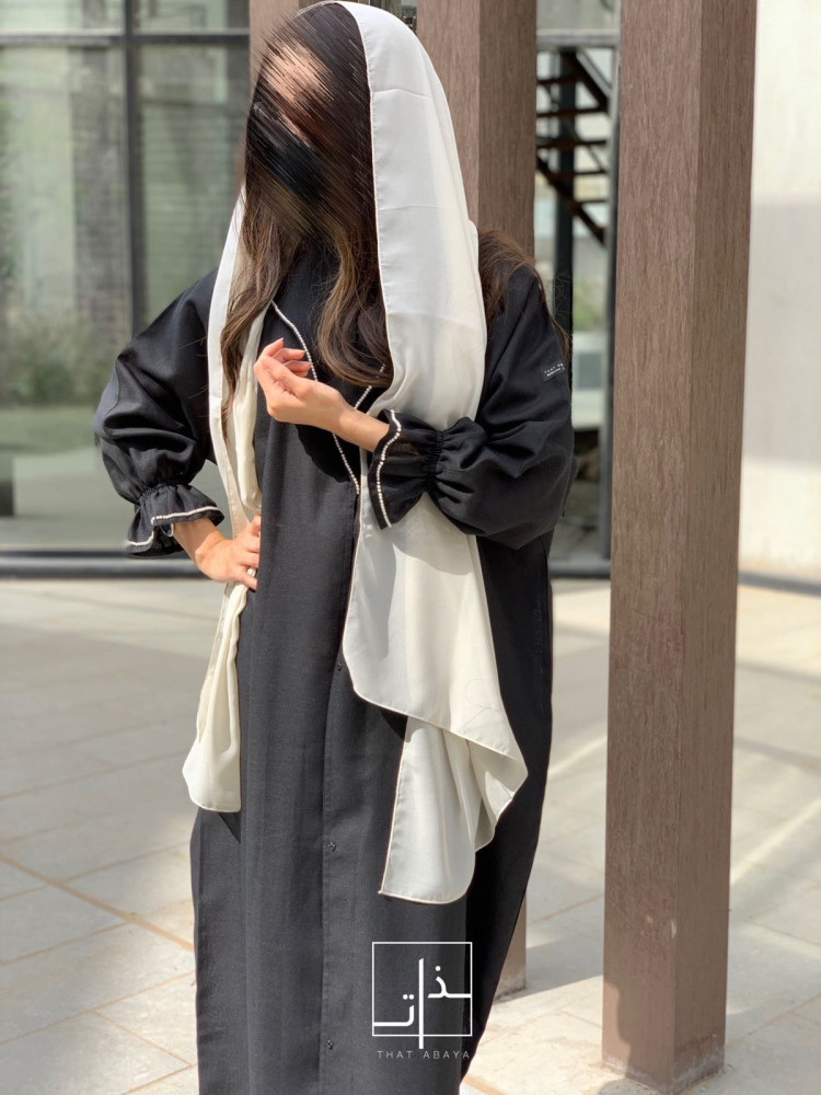 عباية مزينة ب لؤلؤ #218 black