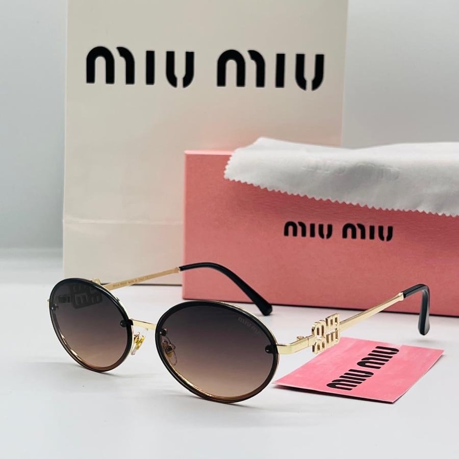 نظارة miu miu