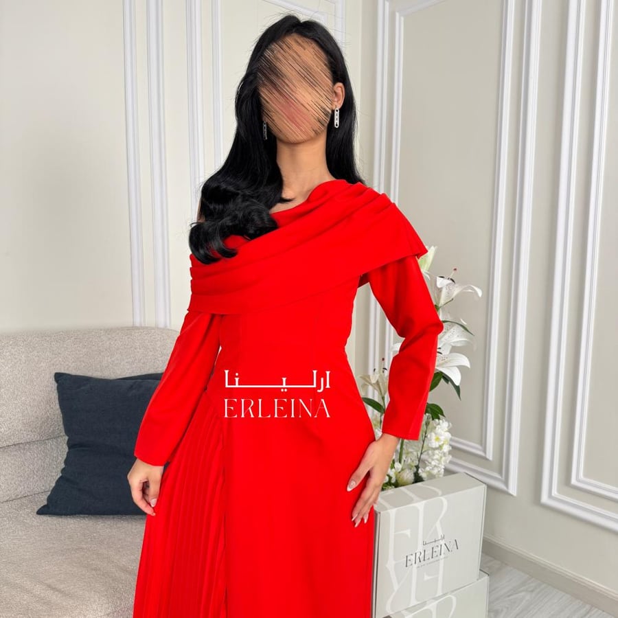 فستان راقي احمر