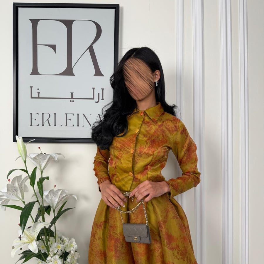 بلوزه وتنوره مورد