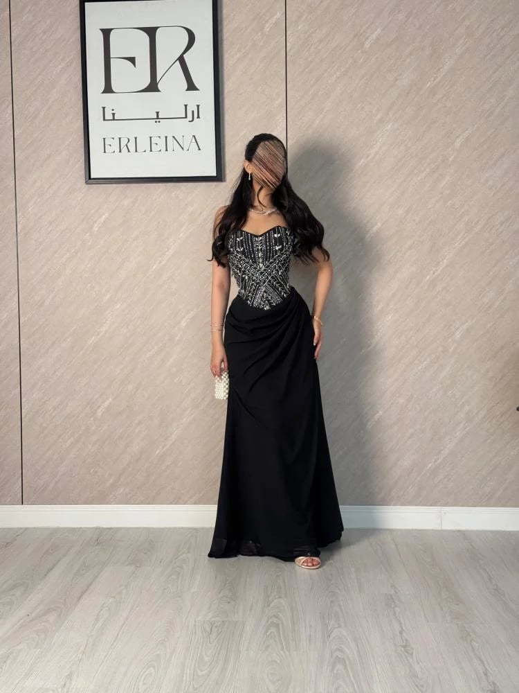 قصة الخصر والتنورة في فساتين اسود سهرة