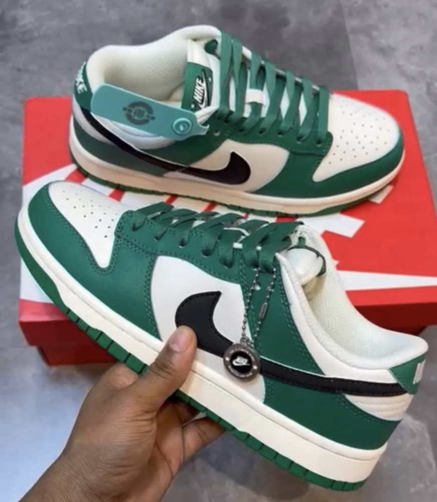 nike dunk low lottery pack malachite green