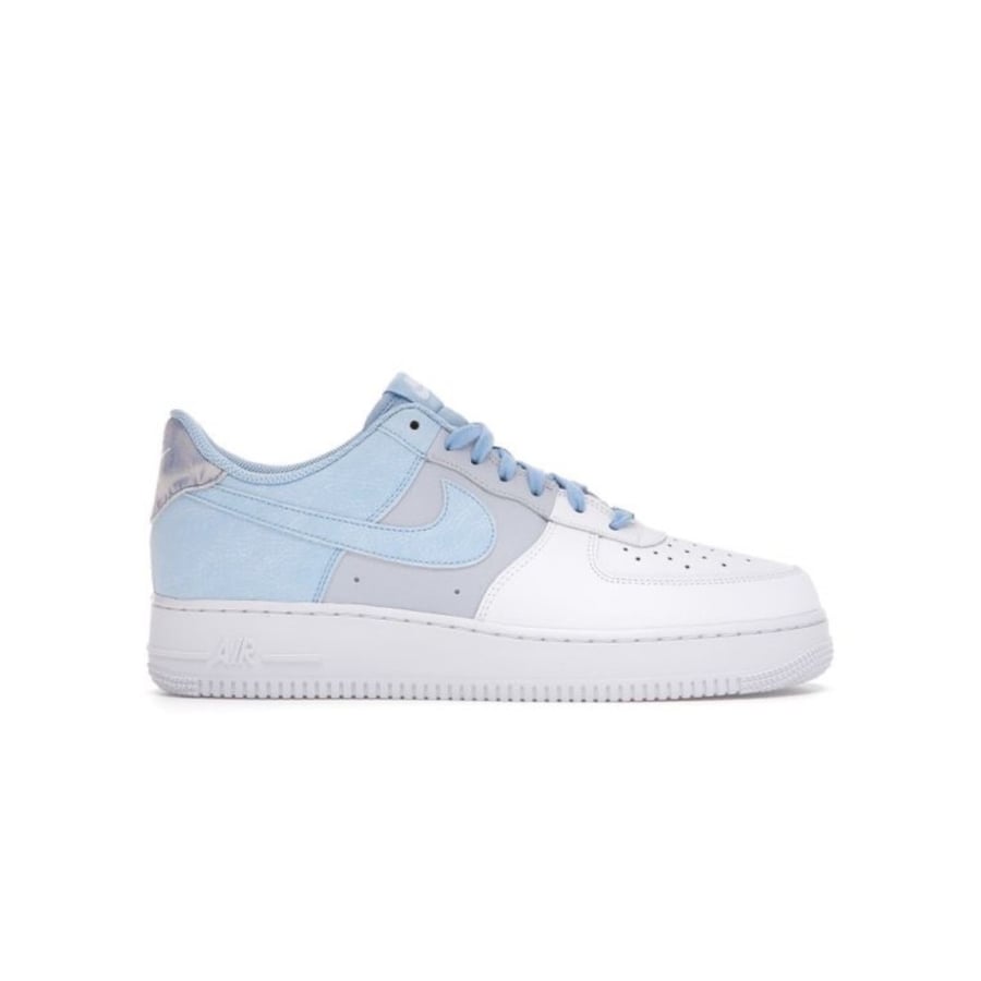 Nike Air Force 1 '07 LV8