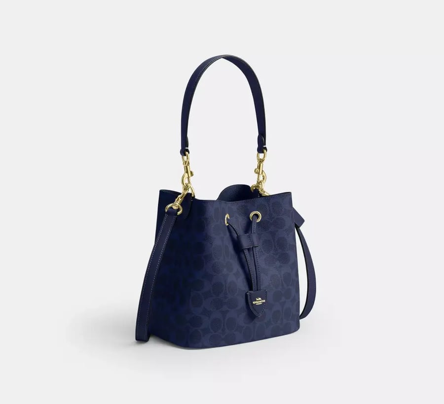 شنطة كوتش | Coach
