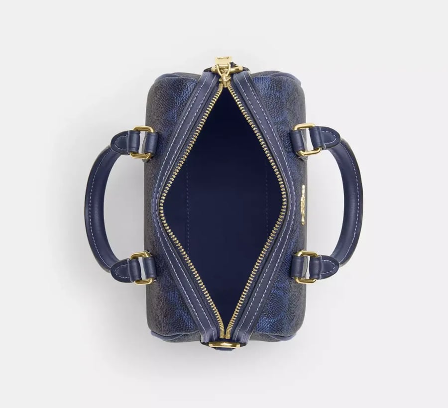 شنطة كوتش | Coach