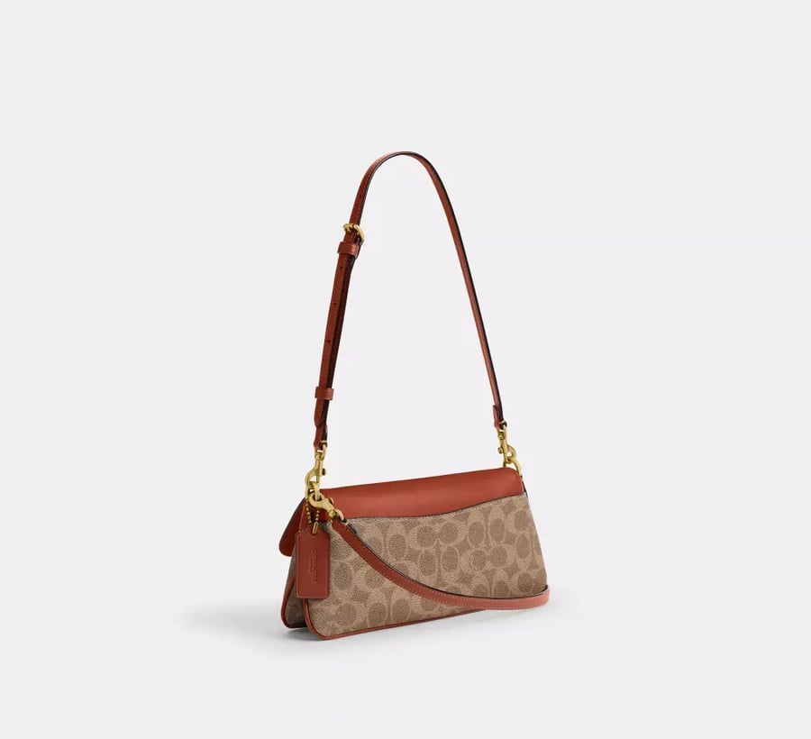 شنطة كوتش | Coach