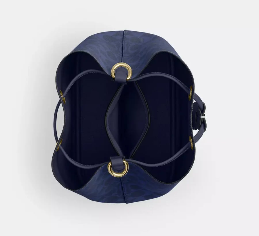 شنطة كوتش | Coach