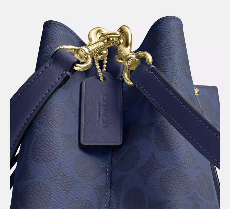 شنطة كوتش | Coach