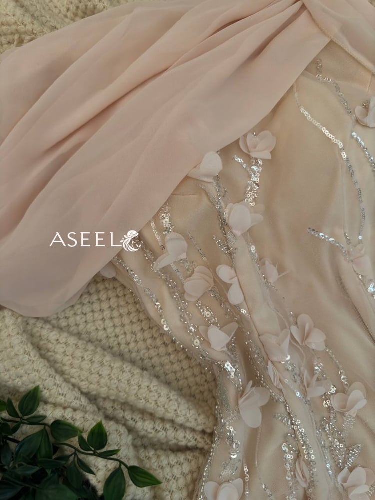 فساتين سهرة بيج
