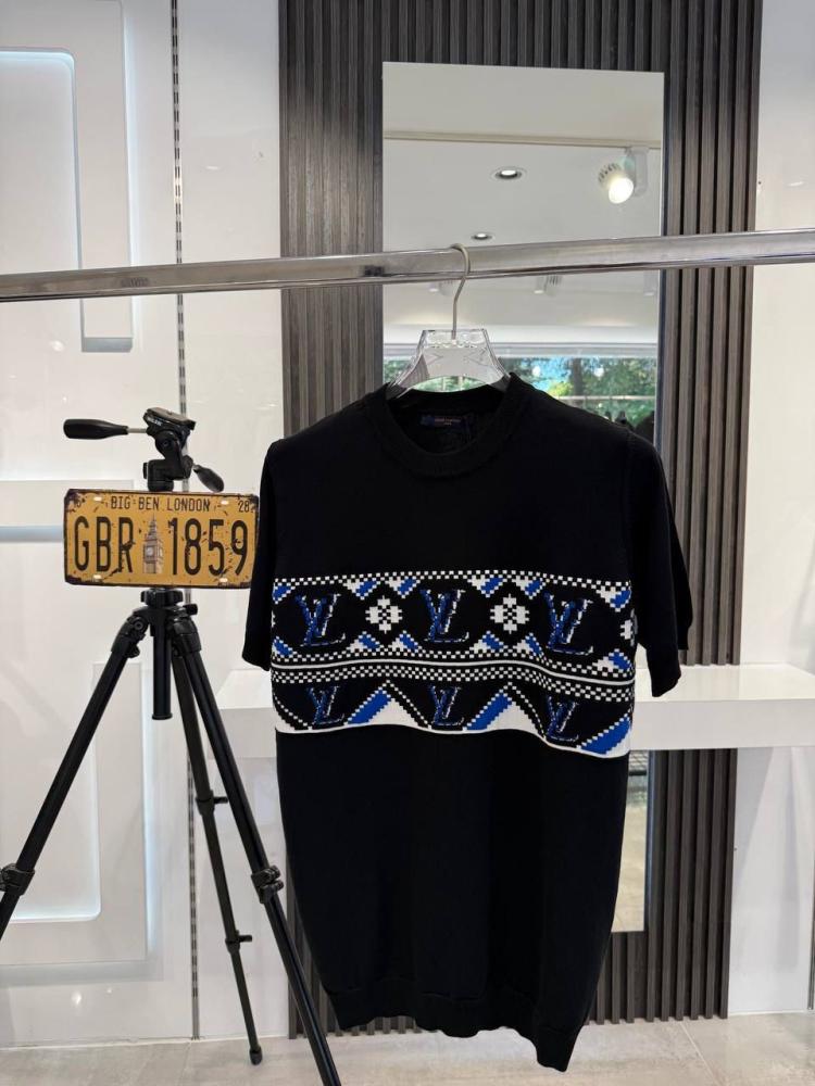تيشيرت Louis Vuitton