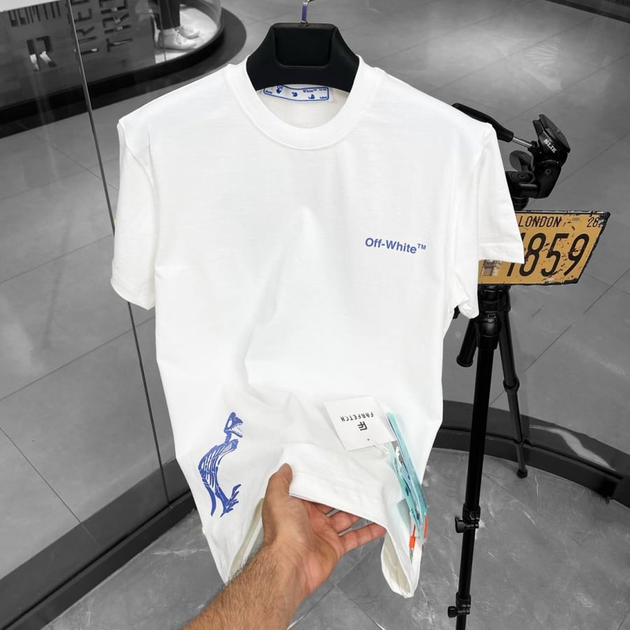 ‎تيشيرت off white
