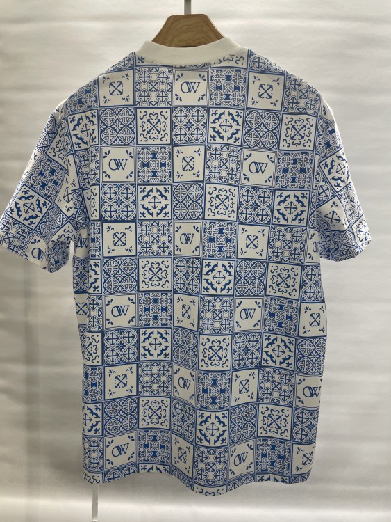 Off white T-shirt