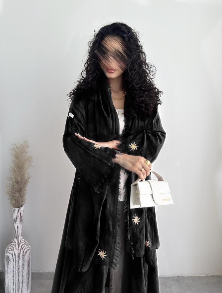 تطريز ذهبي