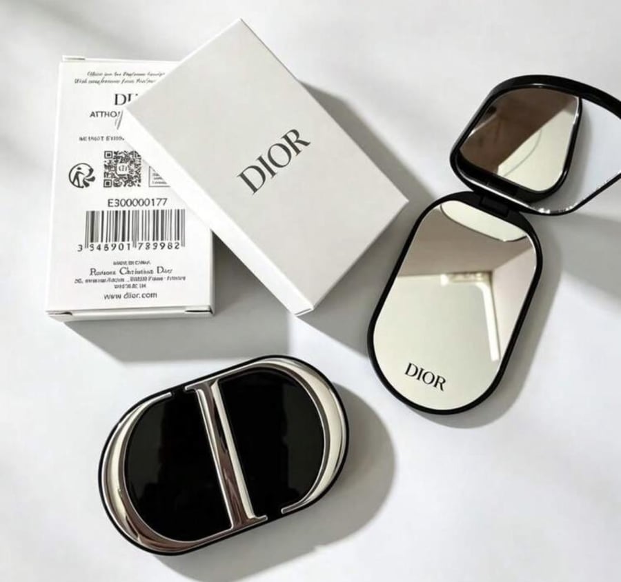 مرايا Dior