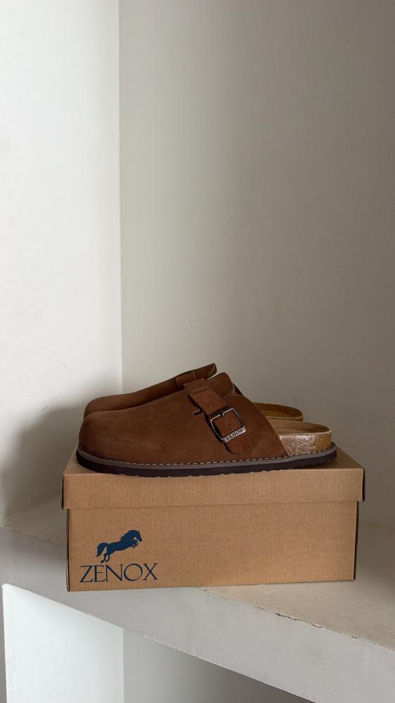 Sandal