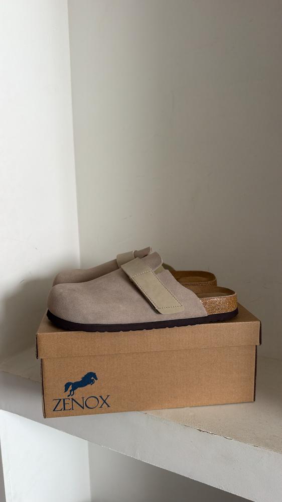 Sandal