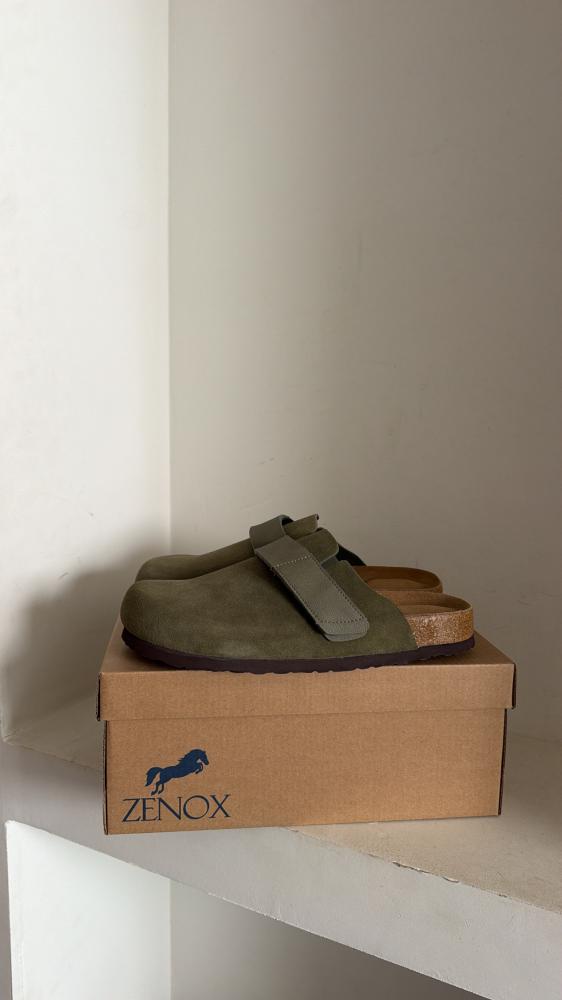 Sandal