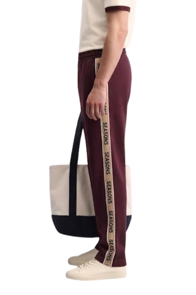 Red Seasons pants