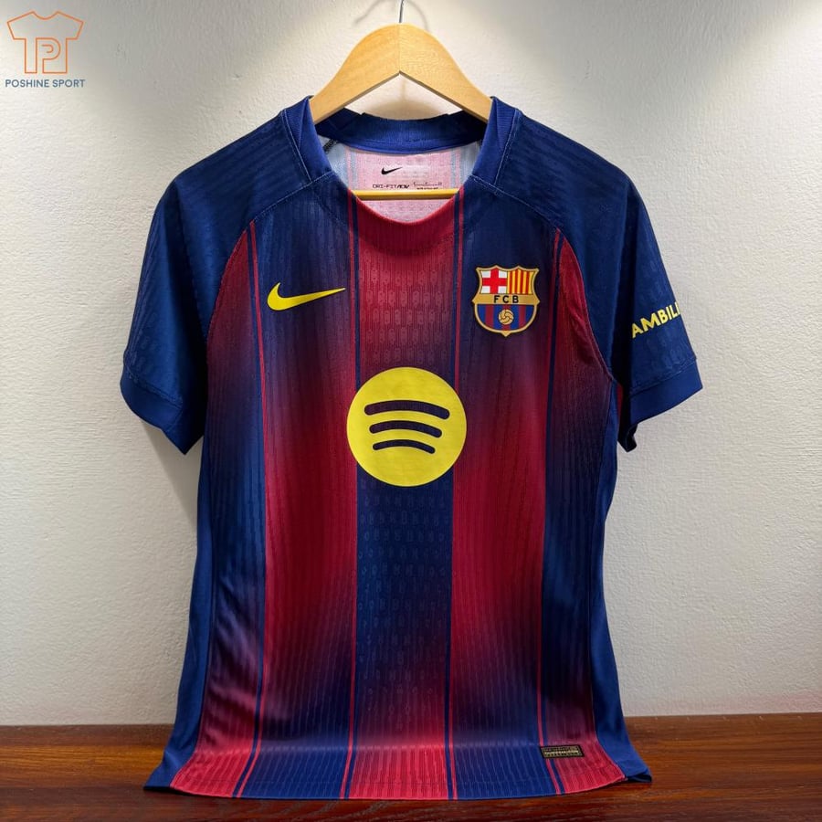 تيشيرت نادي برشلونة الاساسي فئة اللاعبين 25/26