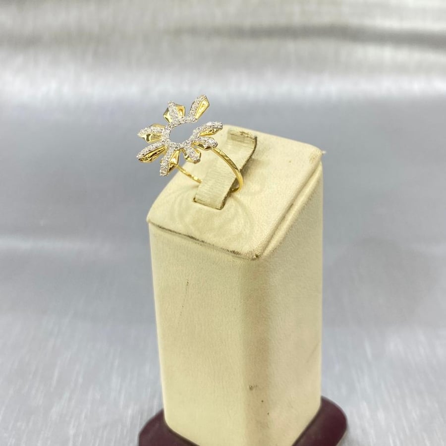 Diamond design ring