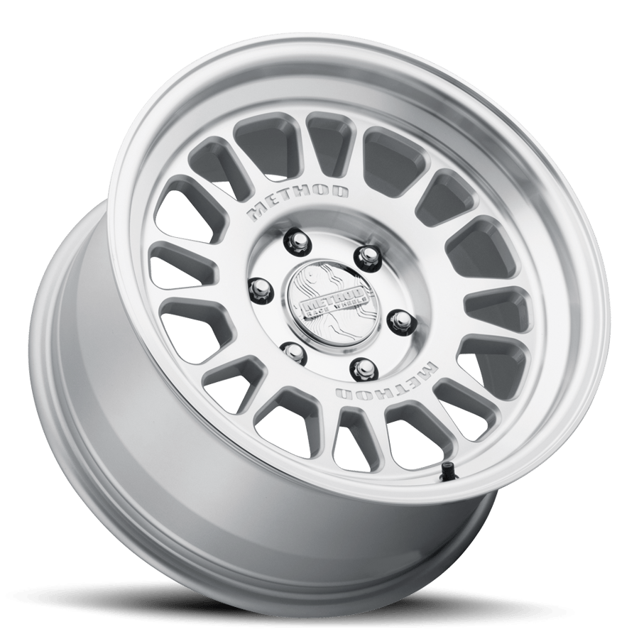 صورة جنط ميثود 318 بيد جريب فضي 17x8 5 6x5 5