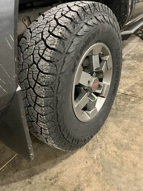 كفرات كومهو Road Venture 265 70 16 AT52 لجميع التضاريس