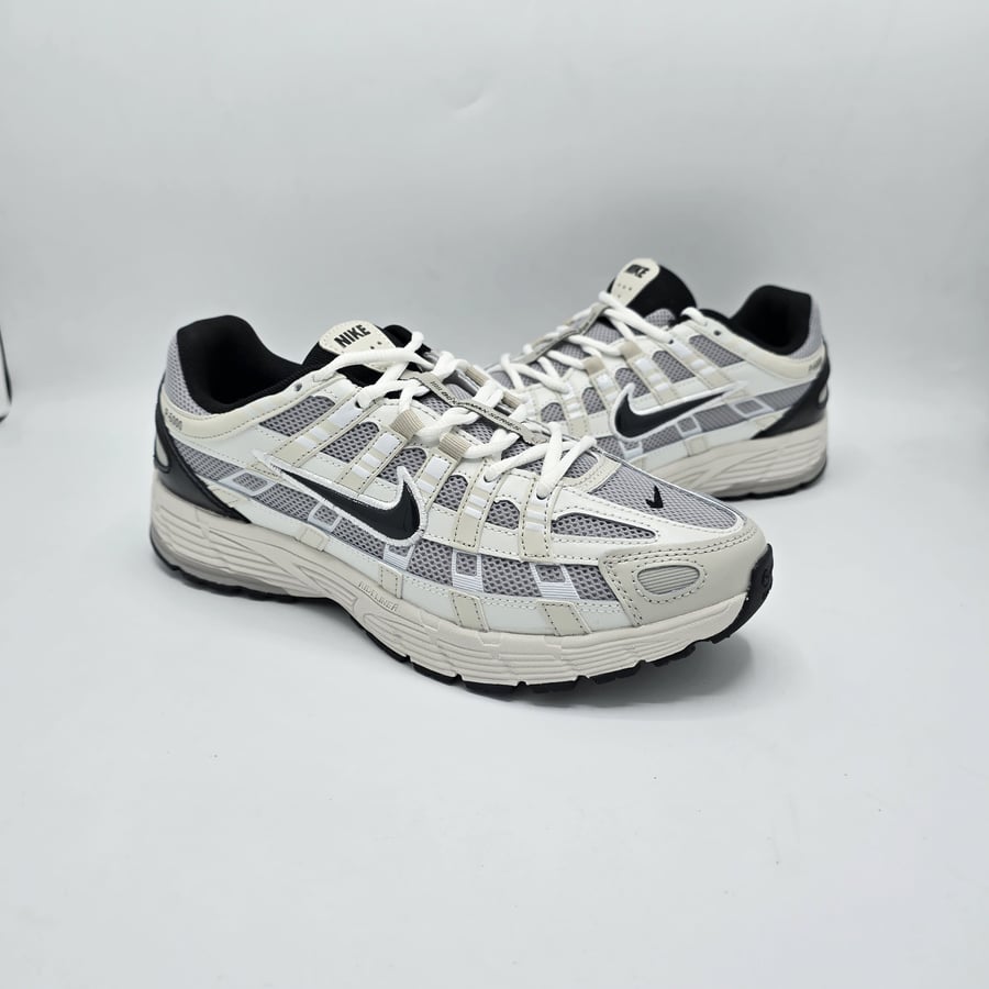 NIKE – P-6000
