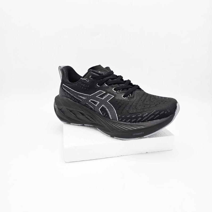 صورة منتج اسيكس نوفا بلاست ASICS Nova Blast 4