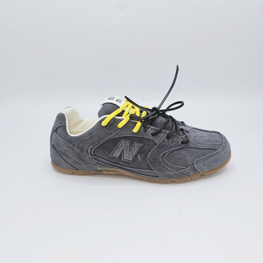 New Balance × Miu Miu 530