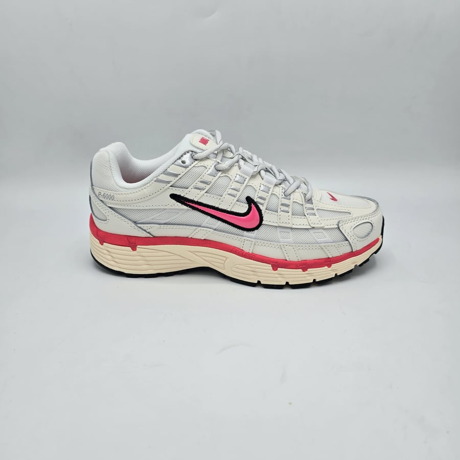NIKE P-6000
