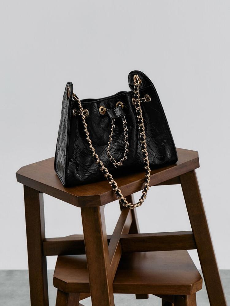 تشارلز اند كيث - Charleskeith