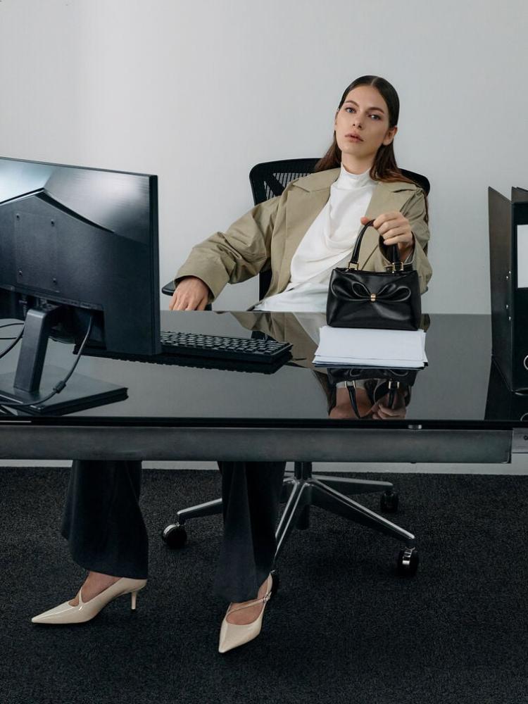 تشارلز اند كيث - Charleskeith