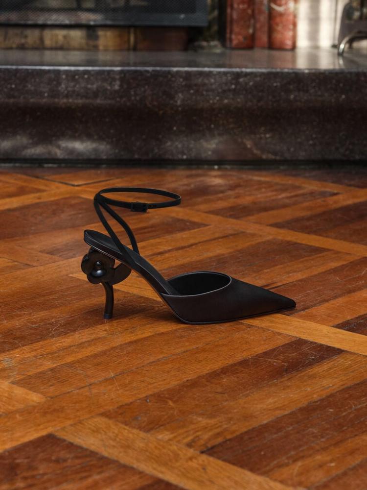 تشارلز اند كيث - Charles & keith