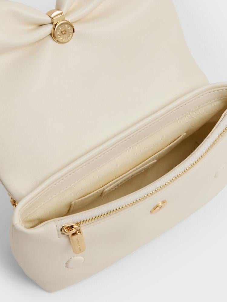 تشارلز اند كيث - Charleskeith
