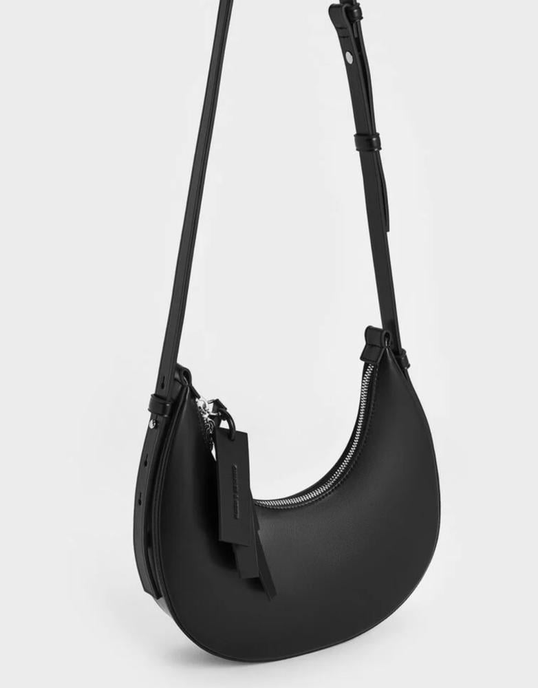 تشارلز اند كيث -  Charles & Keith