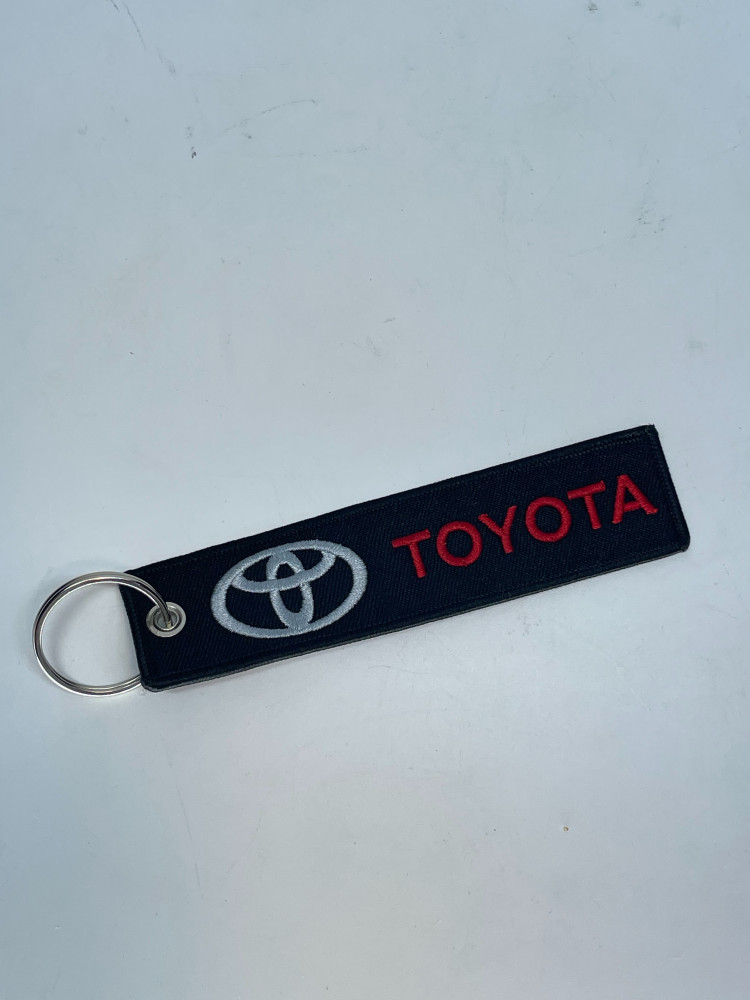 ميداليات قماش تويوتا-TOYOTA (صغير)